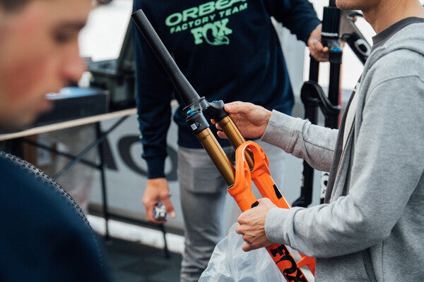 Horquilla Fox 2026 34 K, FLOAT SL 29in, F-S 120 Grip SL Shiny Orange