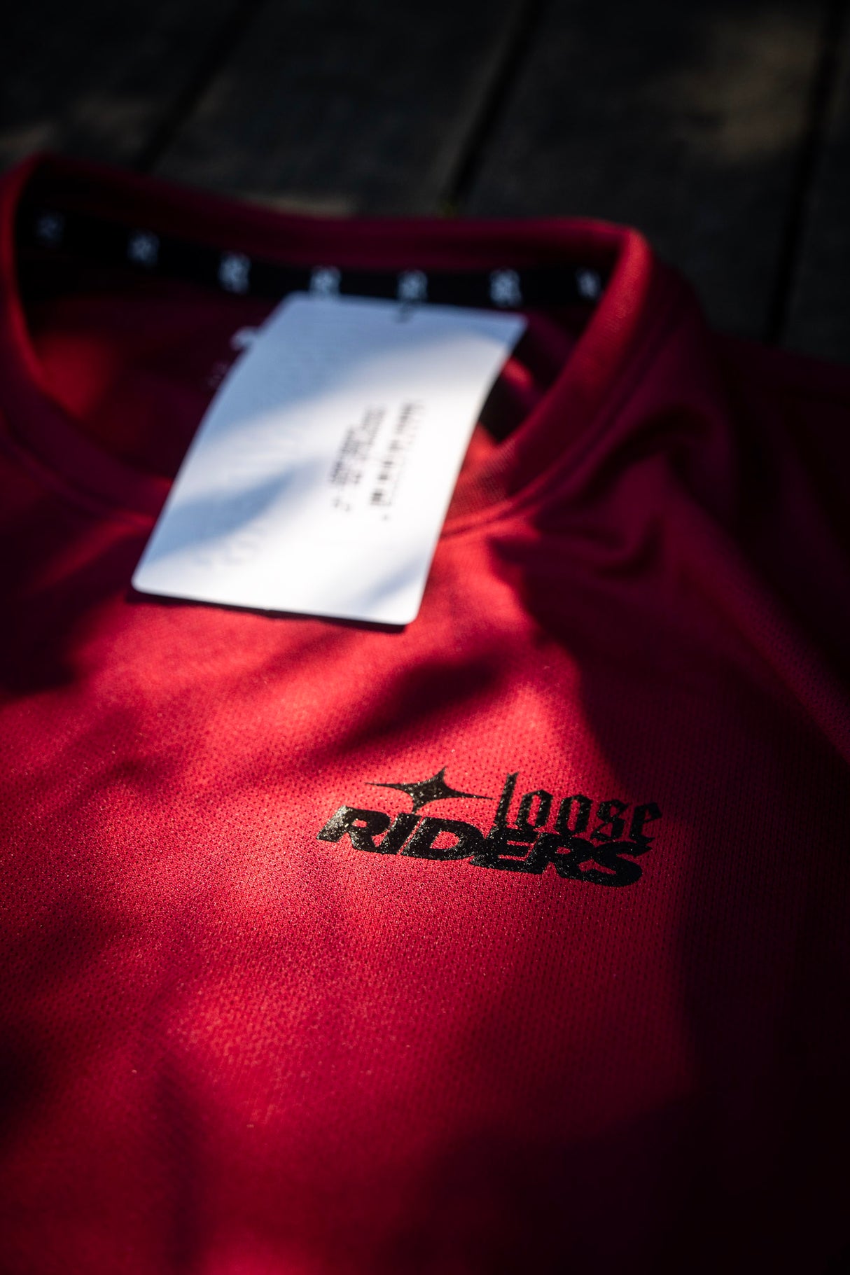 Polera Ess. TW burgundy Loose Riders