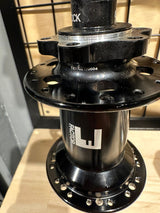 MAZA FACTOR 32H - TRASERA 12X157 NUCLEO XD