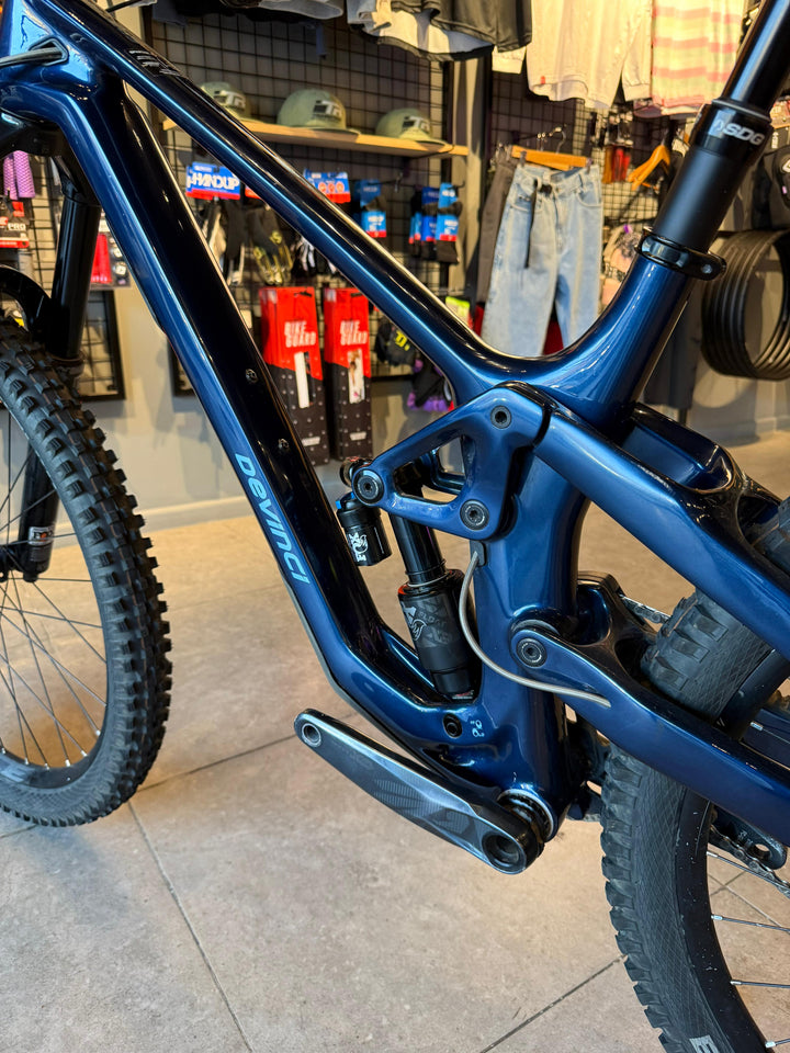 Bicicleta Devinci Spartan Carbon Blue M